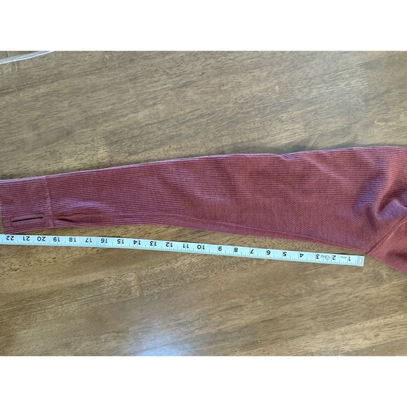 Thermal Training Long Sleeve Top Maroon Wool Blend Seamless Compression L - Picture 9 of 9